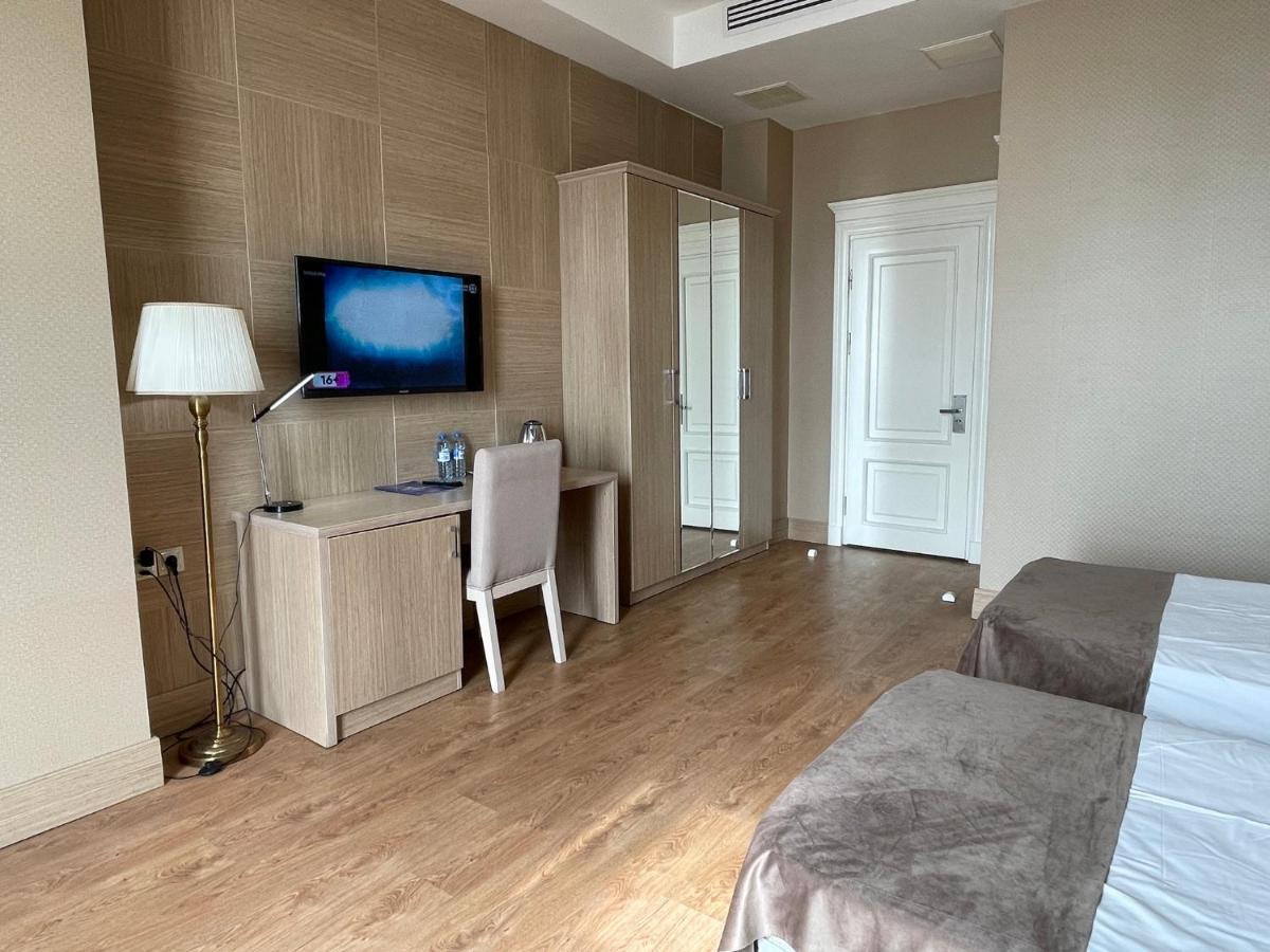 Nobel Hotel Baku Exteriör bild