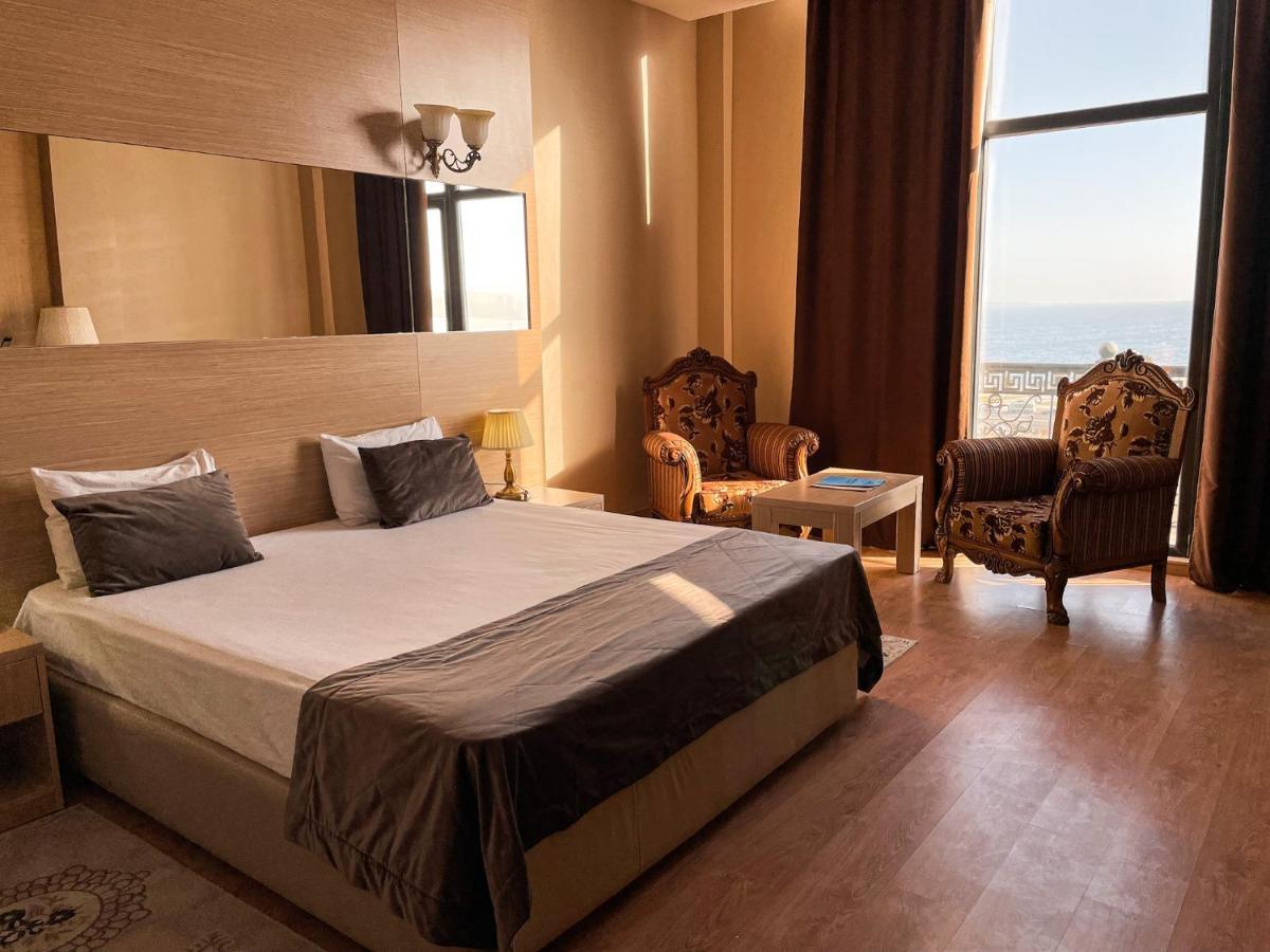 Nobel Hotel Baku Exteriör bild