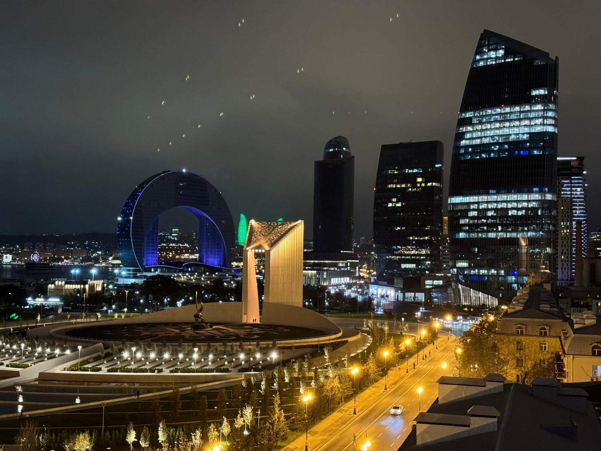 Nobel Hotel Baku Exteriör bild