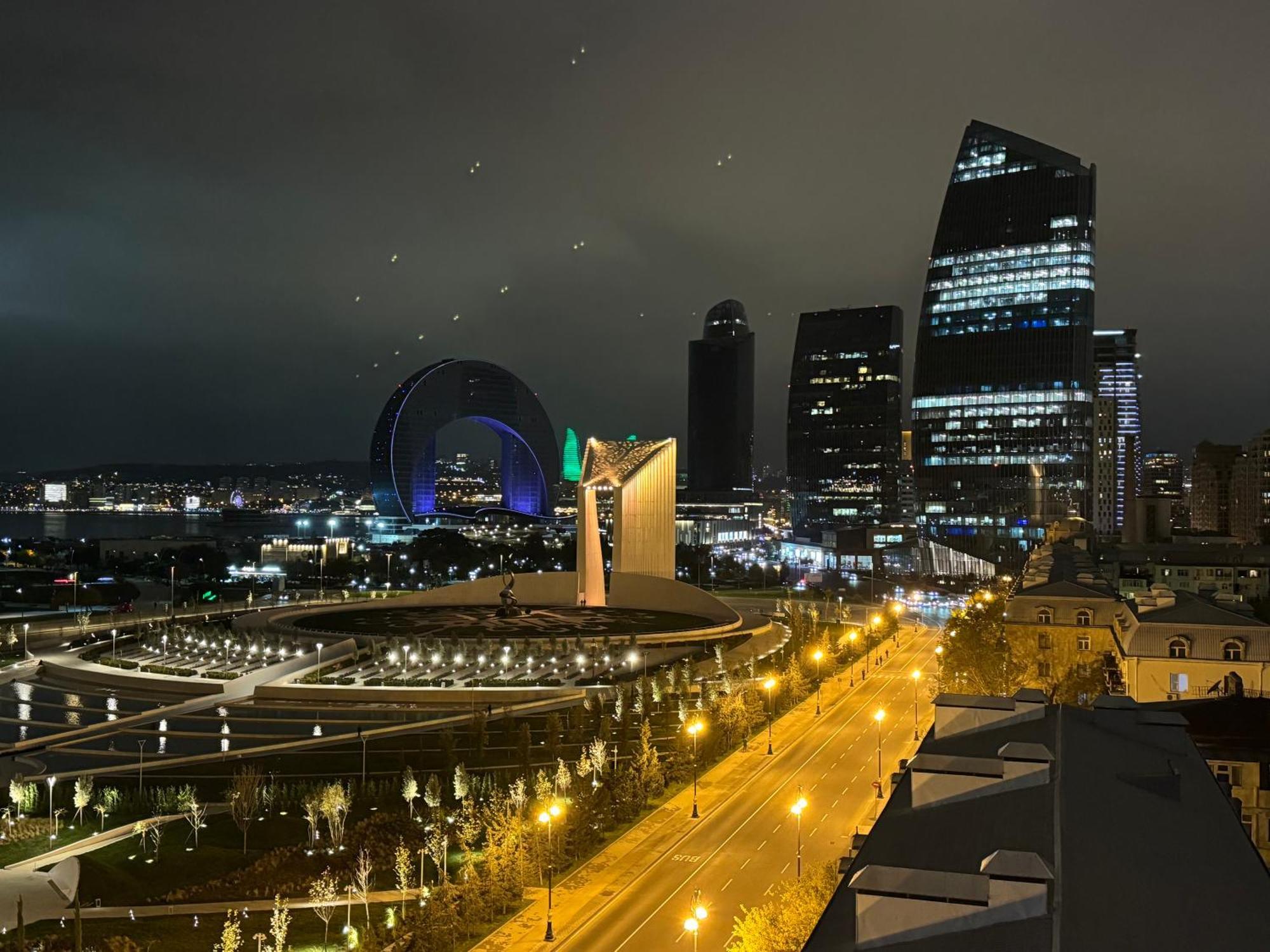 Nobel Hotel Baku Exteriör bild