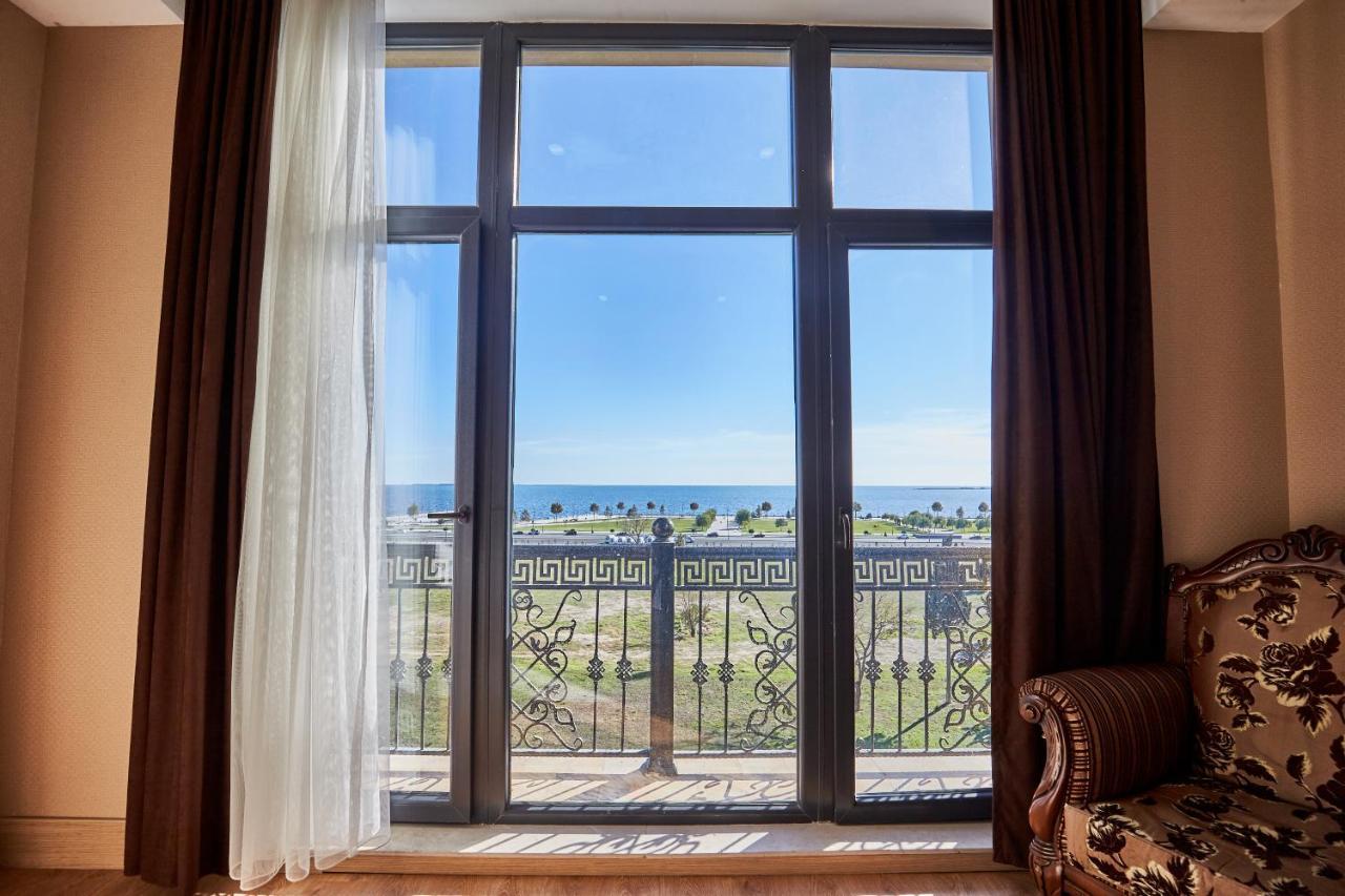 Nobel Hotel Baku Exteriör bild